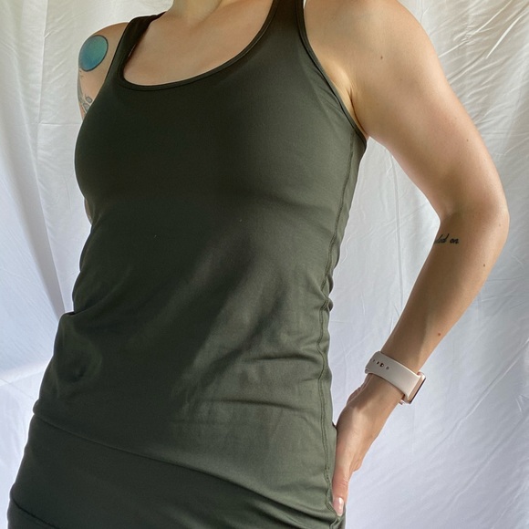 | Lululemon | CRB | Gator Green - Picture 4 of 5